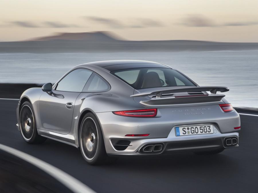  Porsche 911 Turbo S 2013 года  (фото 11 из 30)